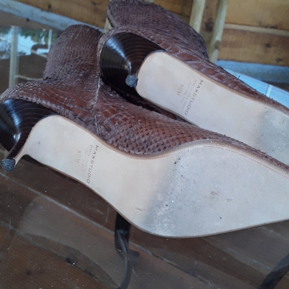 Boots - Picture 3 of 4